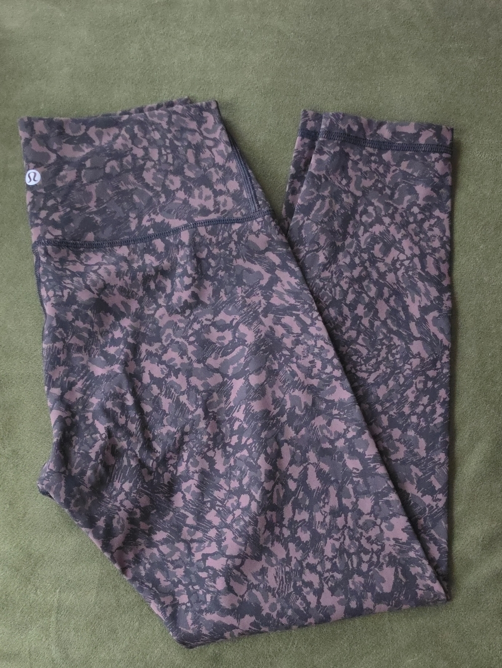 lululemon athletica Purple & Black Printed Leggings